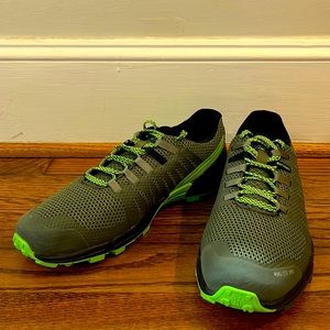 Inov-8 Men's Roclite 290 Trail Runner | Size 11 | New Condition